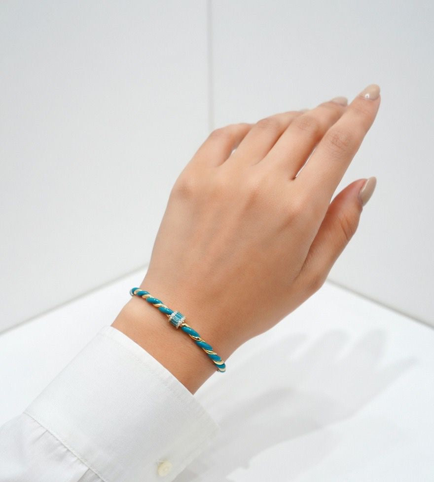 Bracelet entrelace